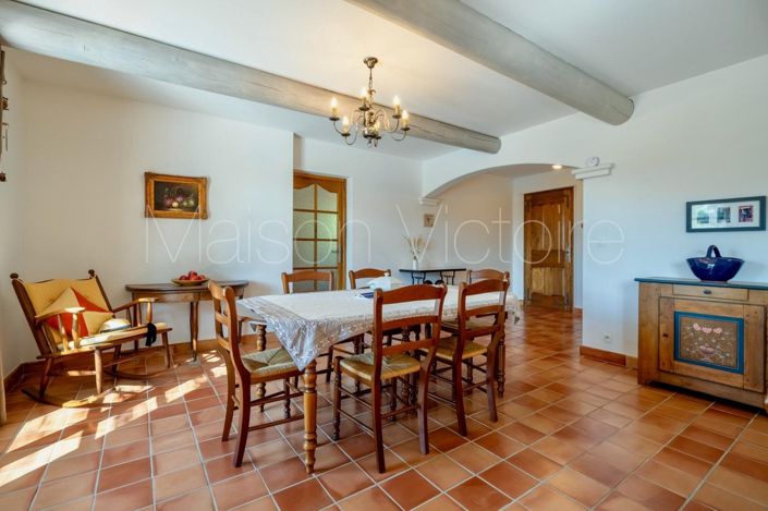 Image No.14-4 Bed House for sale