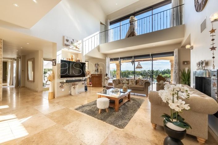 Image No.14-4 Bed House for sale