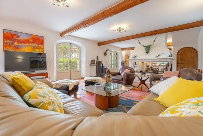 Image No.17-5 Bed House for sale