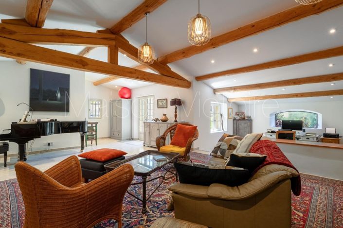 Image No.19-5 Bed House for sale