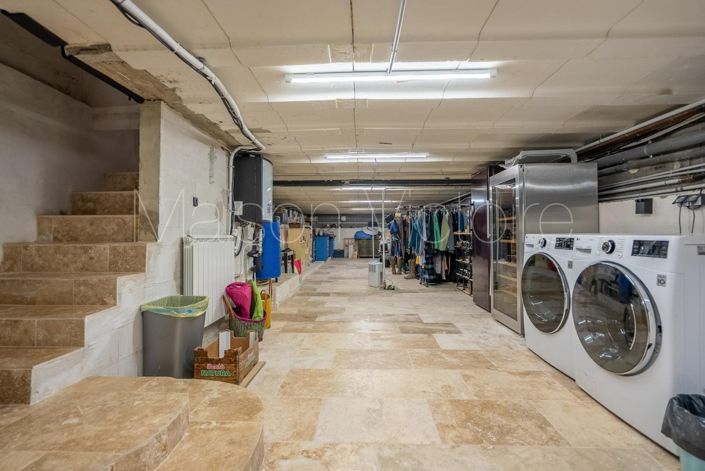 Image No.24-5 Bed House for sale