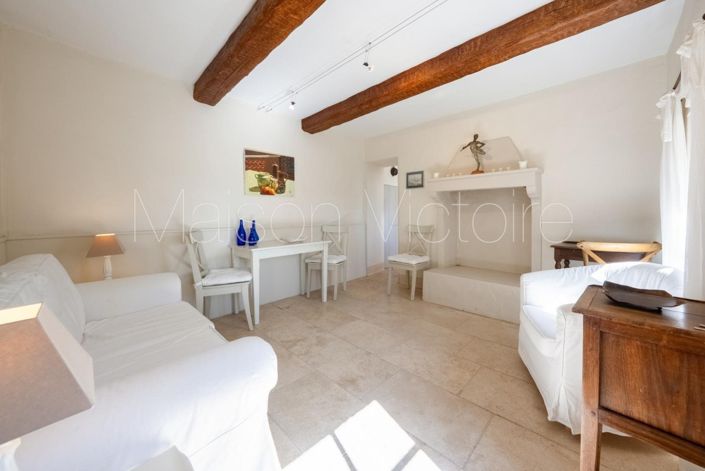 Image No.12-2 Bed House for sale