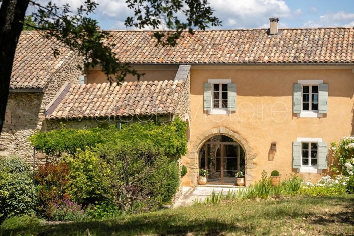 Image No.20-5 Bed House for sale