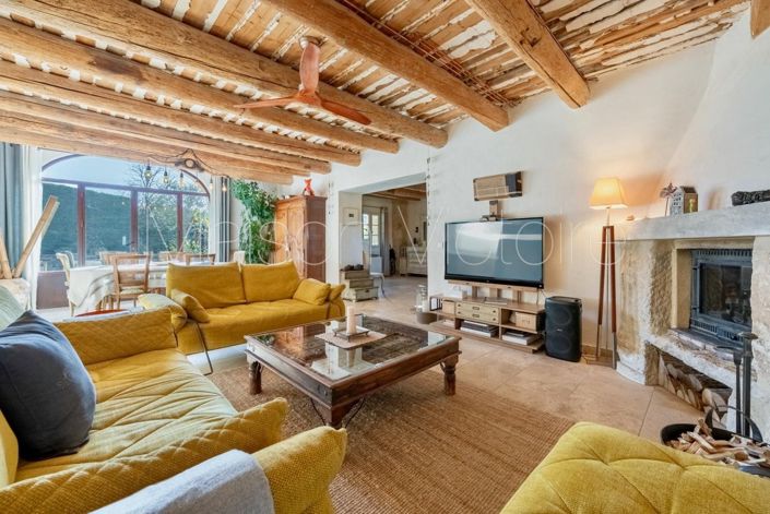 Image No.10-6 Bed House for sale