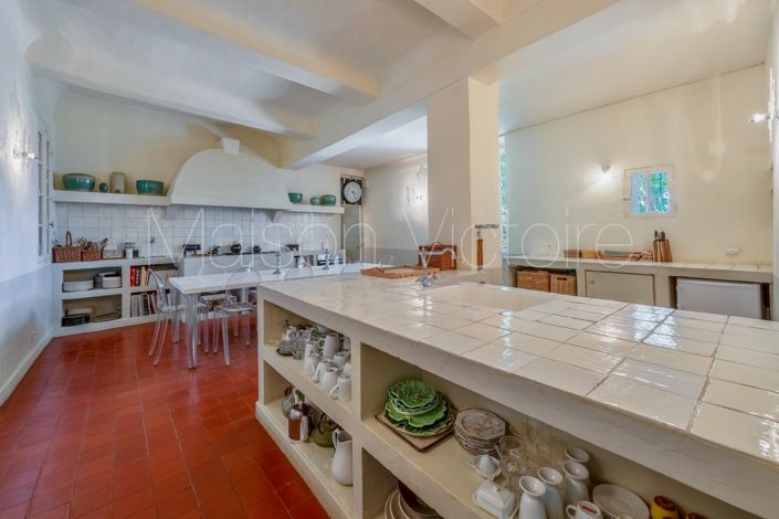 Image No.19-9 Bed House for sale