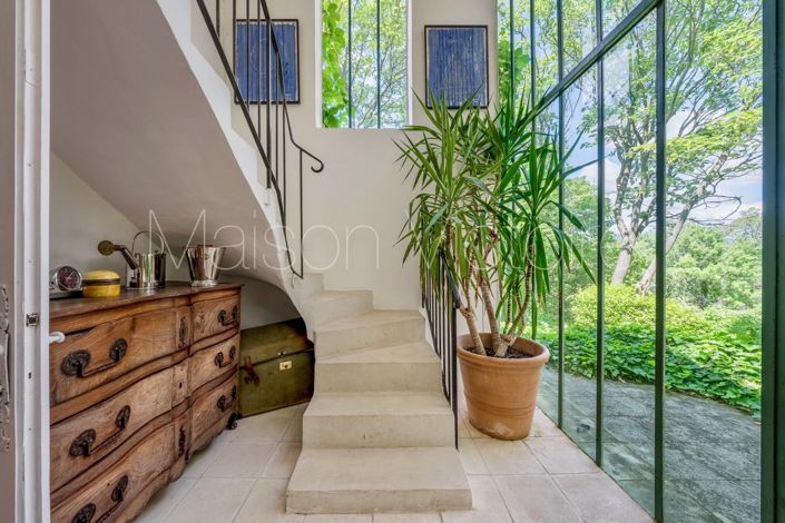 Image No.29-9 Bed House for sale