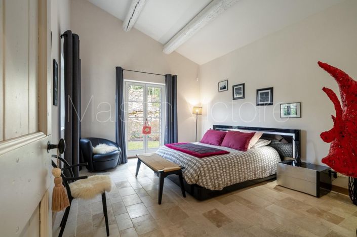 Image No.19-6 Bed House for sale