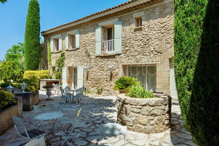 Image No.8-7 Bed House for sale