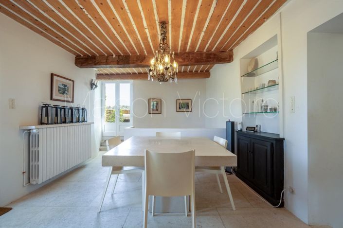 Image No.15-5 Bed House for sale