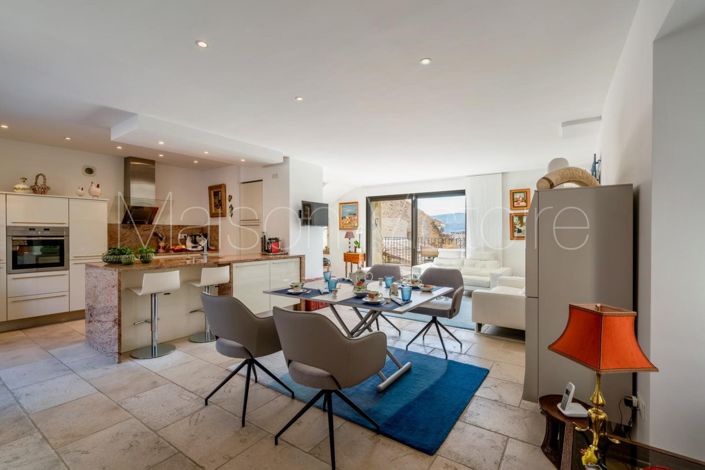 Image No.9-3 Bed House for sale