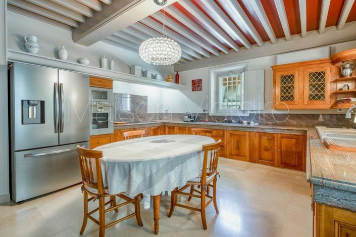 Image No.20-6 Bed House for sale