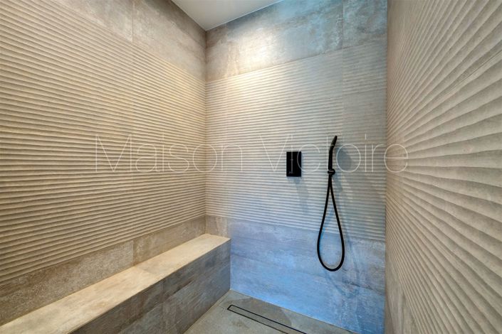 Image No.19-2 Bed House for sale