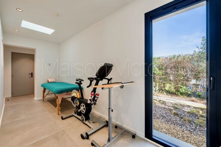 Image No.23-2 Bed House for sale
