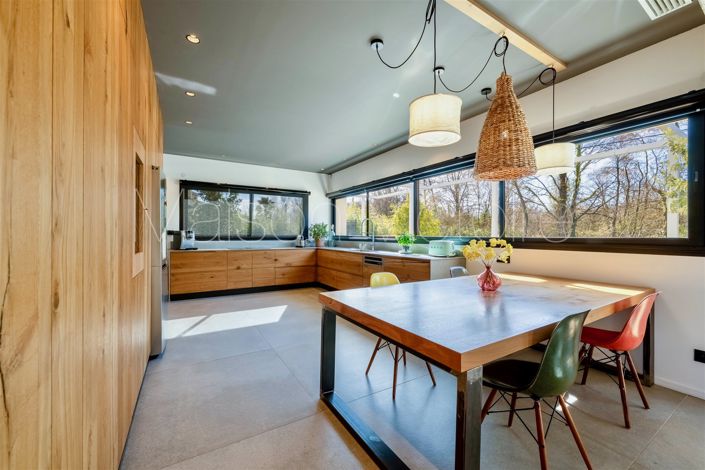 Image No.5-2 Bed House for sale