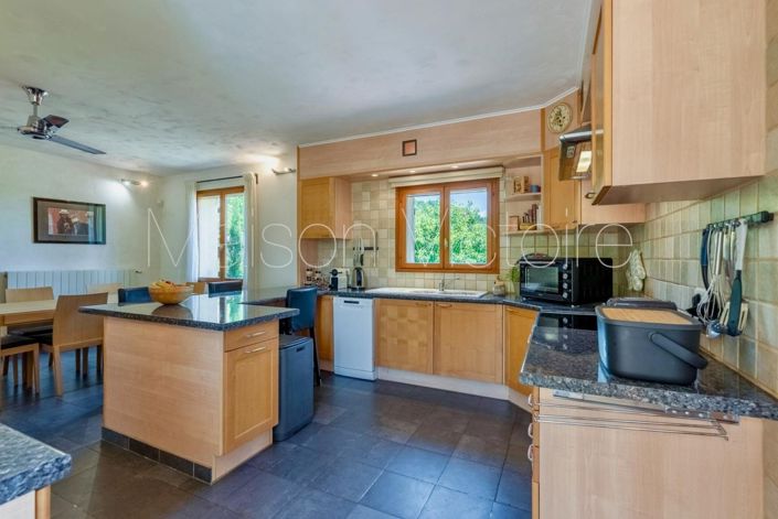 Image No.17-3 Bed House for sale