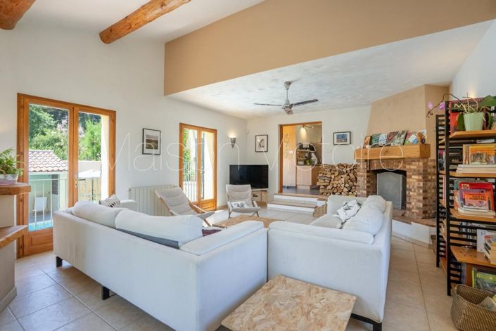 Image No.18-3 Bed House for sale