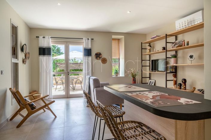 Image No.18-13 Bed House for sale