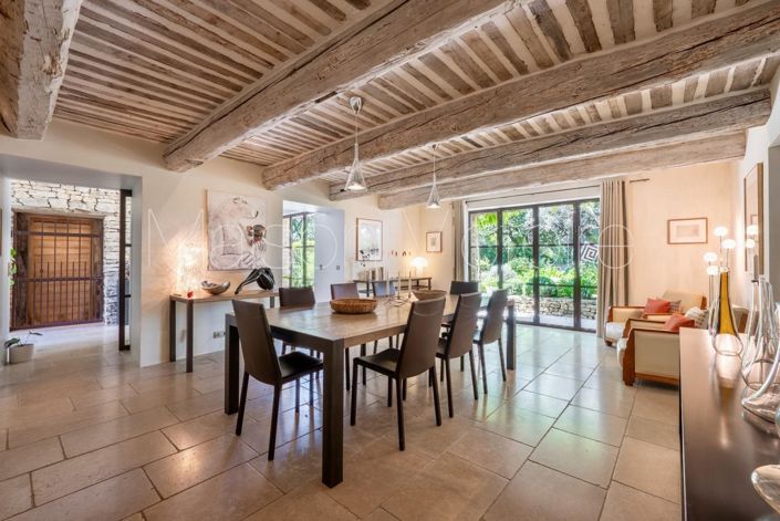 Image No.9-Maison de 9 chambres à vendre à Gordes