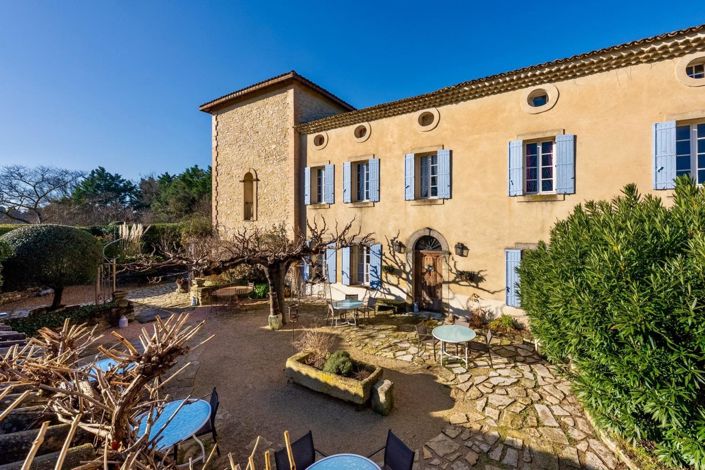 Image No.3-10 Bed House for sale