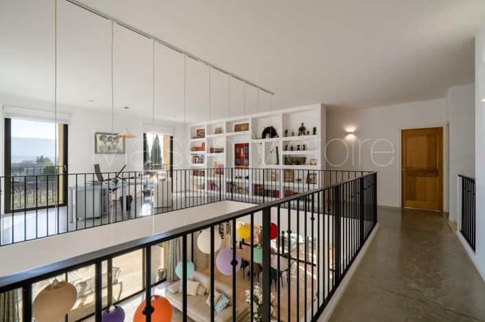 Image No.12-4 Bed House for sale