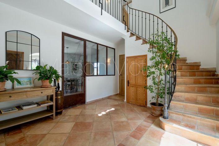 Image No.23-5 Bed House for sale