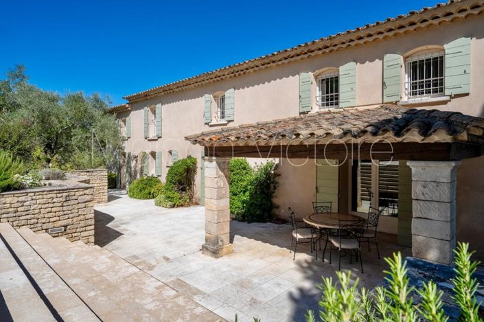 Image No.8-5 Bed House for sale