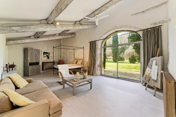 Image No.12-6 Bed House for sale