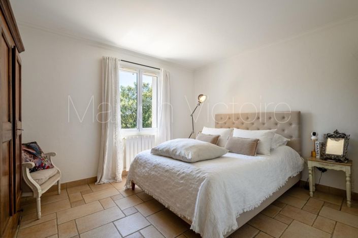 Image No.20-3 Bed House for sale