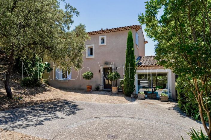 Image No.6-3 Bed House for sale