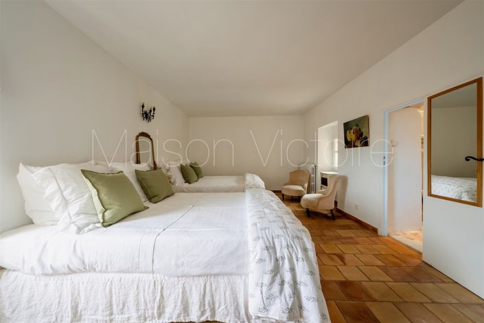 Image No.15-Maison de 7 chambres à vendre à Oppède