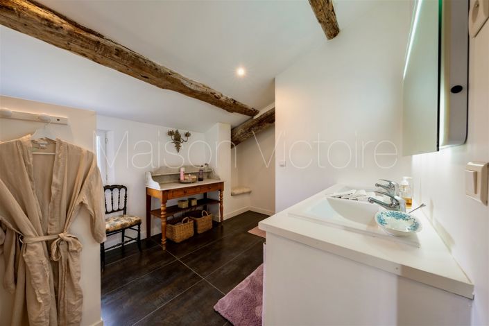 Image No.20-Maison de 7 chambres à vendre à Oppède