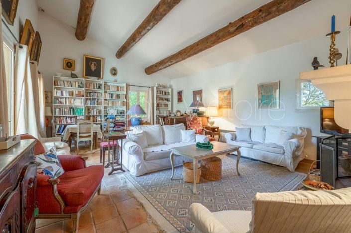 Image No.5-5 Bed House for sale