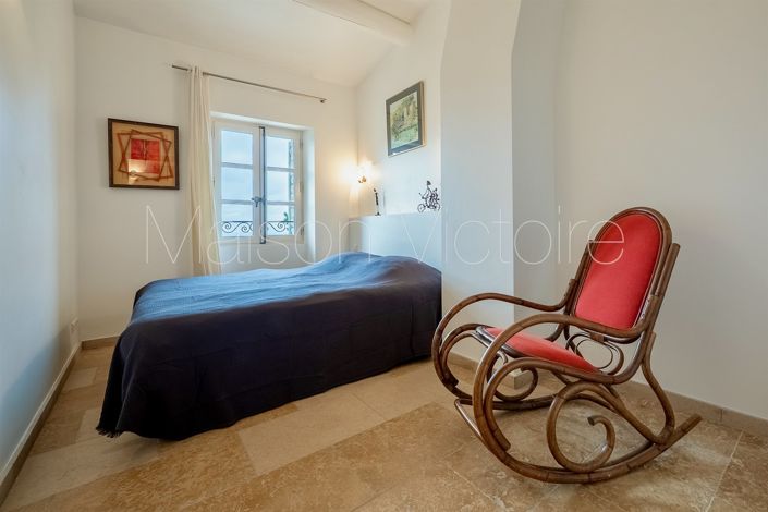 Image No.15-3 Bed House for sale