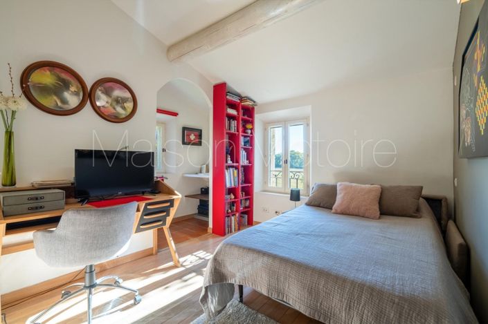 Image No.12-4 Bed House for sale