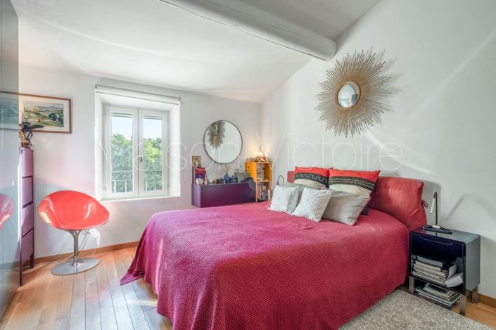 Image No.17-4 Bed House for sale