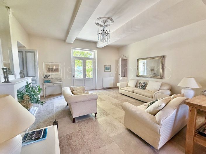 Image No.12-9 Bed House for sale