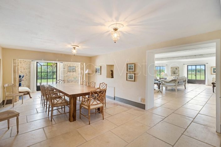 Image No.17-9 Bed House for sale