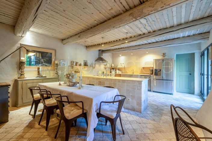 Image No.11-6 Bed House for sale