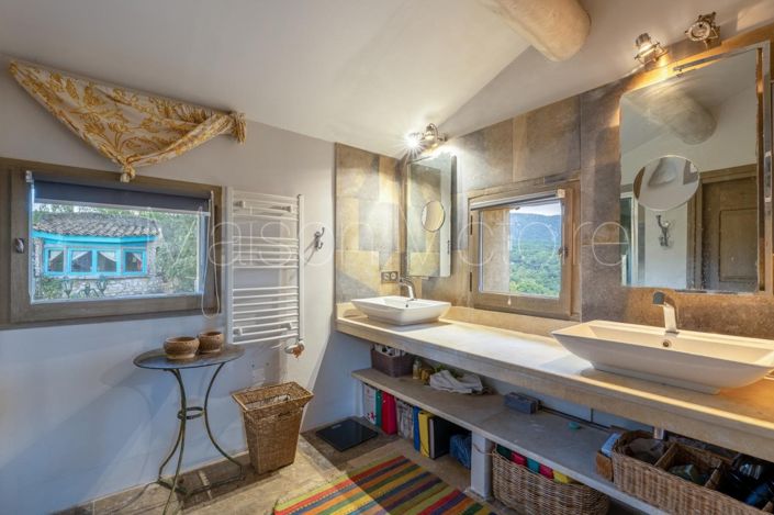 Image No.21-7 Bed House for sale