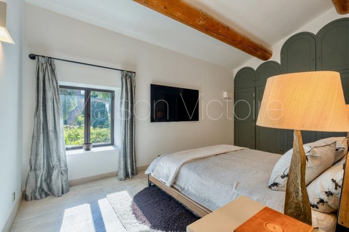 Image No.19-5 Bed House for sale