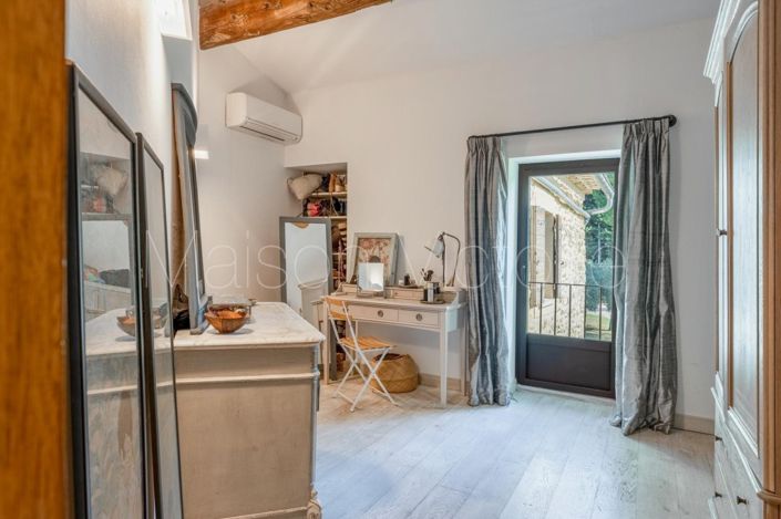 Image No.23-5 Bed House for sale