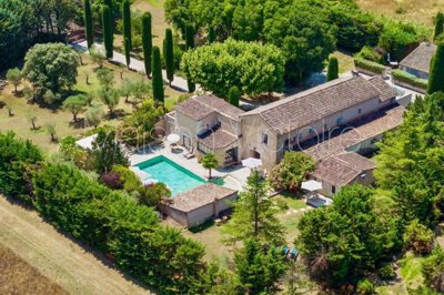 1 - Taillades, Maison