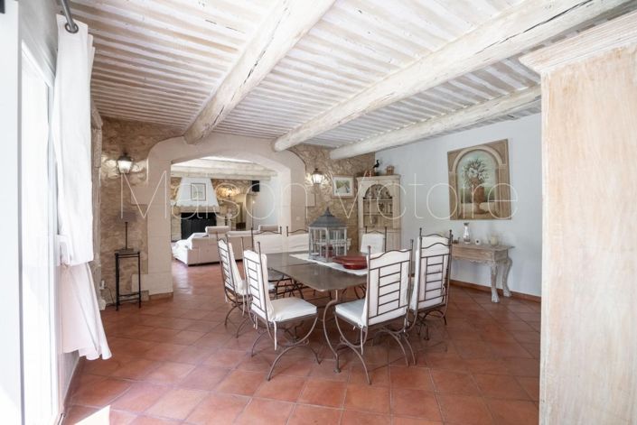 Image No.14-12 Bed House for sale