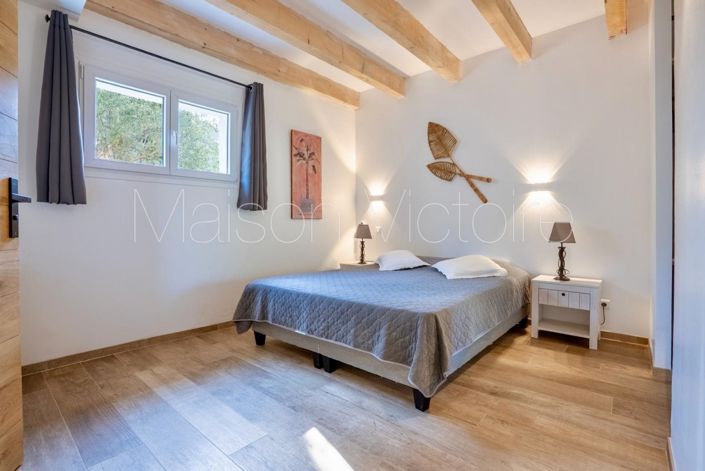 Image No.21-12 Bed House for sale