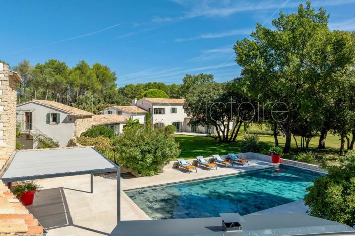 Image No.7-8 Bed House for sale