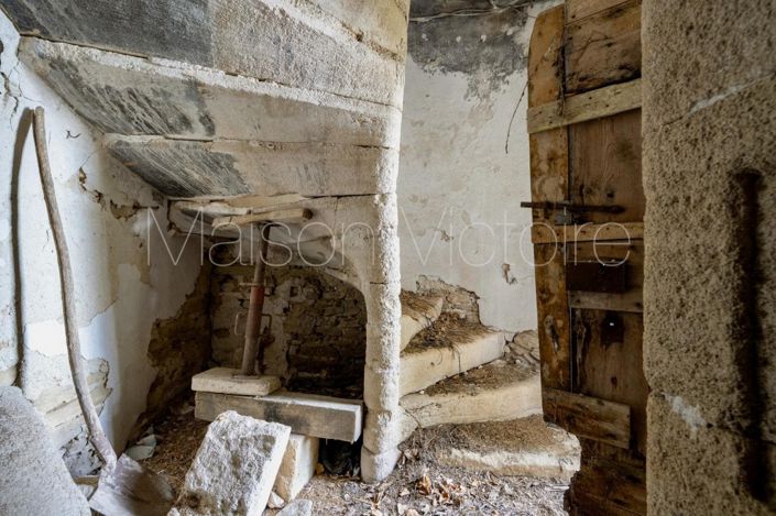 Image No.18-5 Bed House for sale