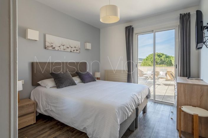 Image No.10-Maison de 20 chambres à vendre à Apt