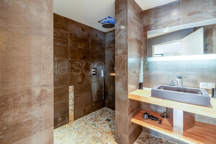 Image No.12-Maison de 11 chambres à vendre à Vaucluse