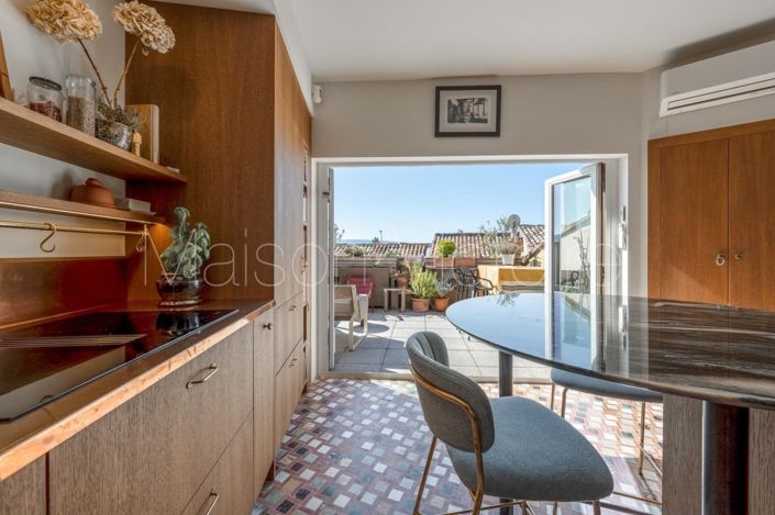 Image No.7-3 Bed Apartment for sale