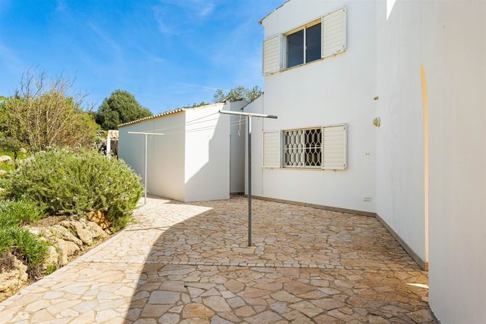 Image No.20-4 Bed House for sale